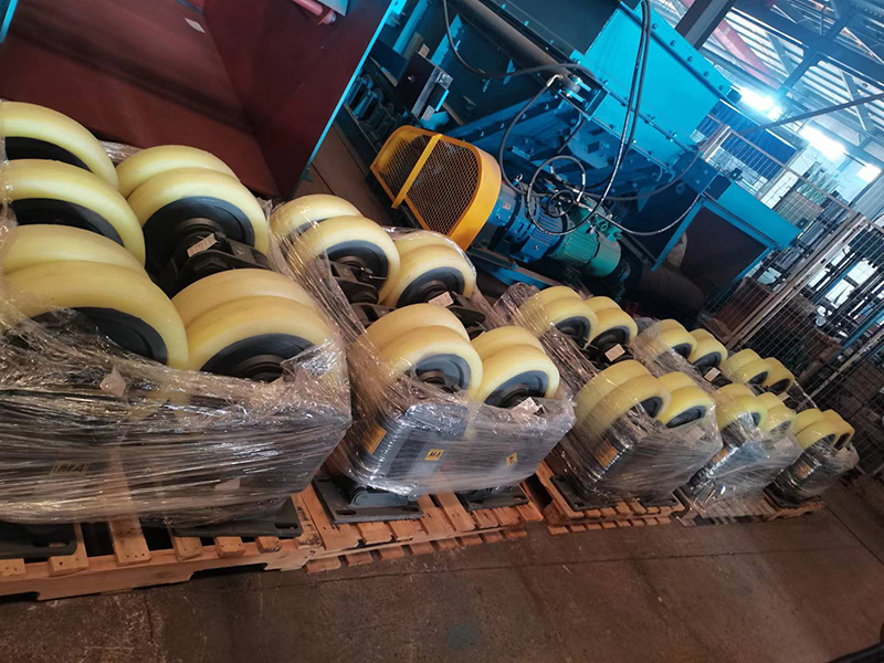 現(xiàn)貨速發(fā)！山東礦安機(jī)電一批滾輪罐耳發(fā)貨